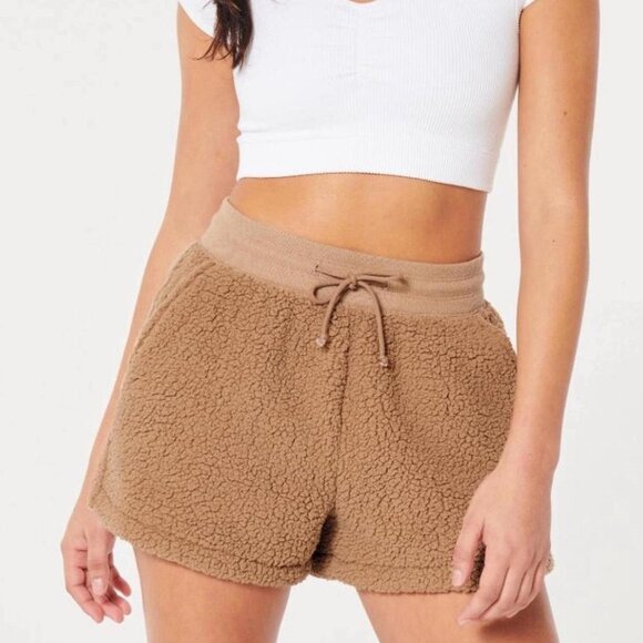 Cream Gilly Hicks By Hollister Lounge Sherpa Shorts, Medium Y2K Sleep Shorts - Picture 5 of 5